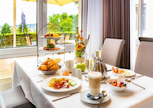 Restaurant, Parkhotel Bergholzchen in Hildesheim