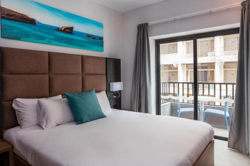 Bora Bora Ibiza Malta Resort - image 8