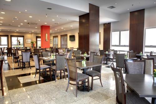 餐廳, 庫裡提巴品質酒店 (Quality Hotel Curitiba) in 其他