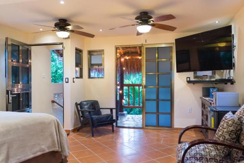 Private Deluxe Casa Laureles