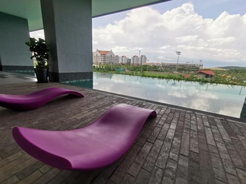 Near KLIA Xiamen Uni, Awesome Night View, 厦门大学 Walking Distance to KLIA Salak Tinggi Railway Station
