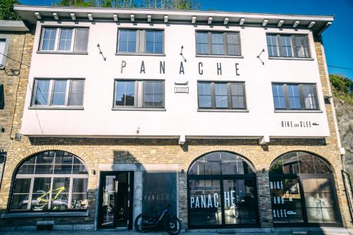 PANACHE - BIKE EN SLEEP HOTEL in La Roche-en-Ardenne