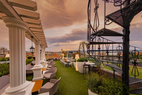 Mystery Hotel Budapest - image 13