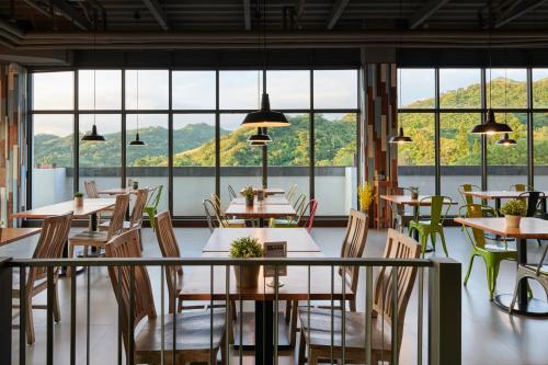 Restaurant, Reikei Hot Spring Resort in Baihe District