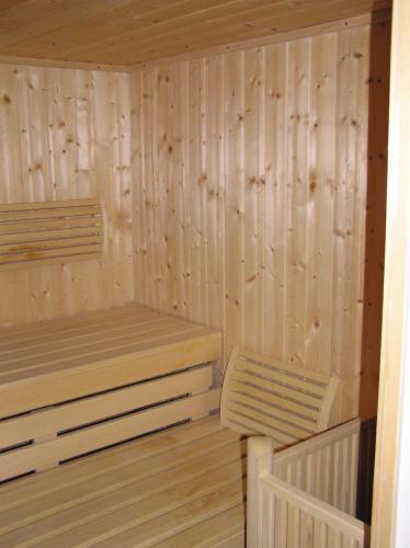 Létesítmények, Haus Sonnenschein in Lam