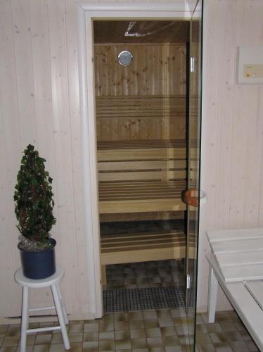 Létesítmények, Haus Sonnenschein in Lam