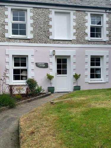 Lavender Cottage 3 Bedroom Sleeps 5, , Cornwall