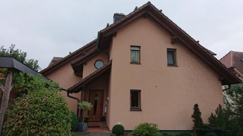 B&B Kreuzwertheim - Gemütliche Ferienwohnung am Ortsrand - Bed and Breakfast Kreuzwertheim