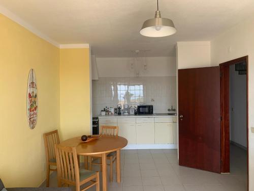  Algarve Amazing sea view apartment in Lagoa