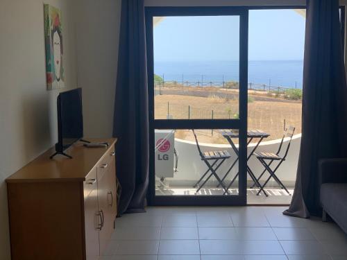  Algarve Amazing sea view apartment in Lagoa