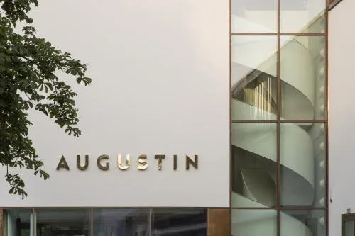 Jugend- und Familienhotel Augustin in München, Deutschland