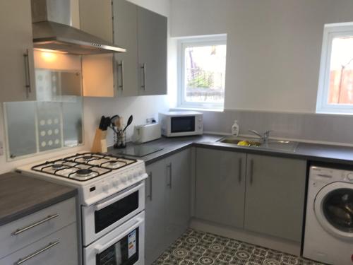 4-bed House 10min Walk To Town Centre In Blackpool, , Lancashire