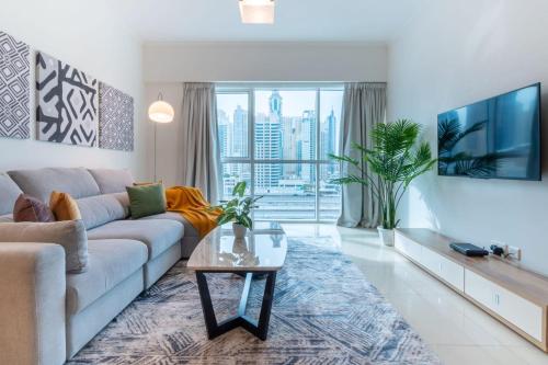 GuestReady - Stylish Apt with Panoramic view of Dubai Skyline 