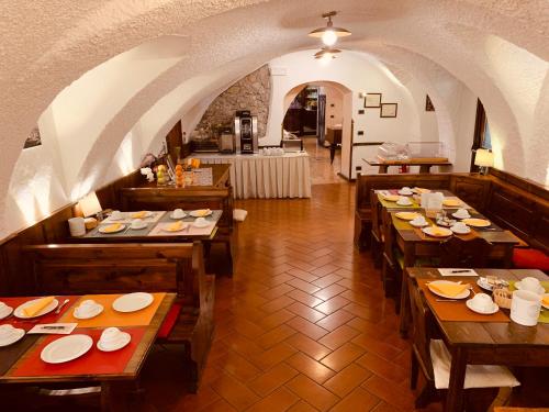 Hotel Dolomiti 4