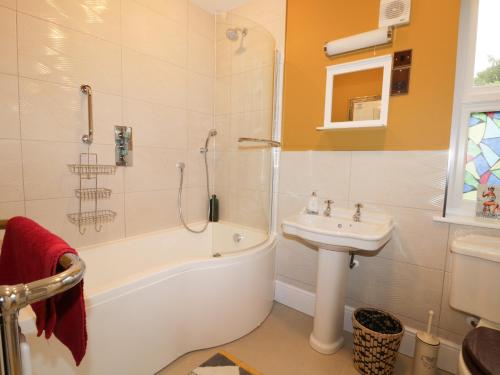 Ash Tree Lodge - image 14