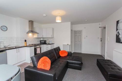 Picture of Orange Suite Sasco Apartments