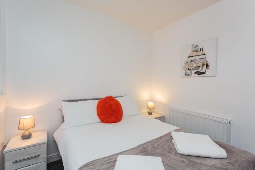 Picture of Orange Suite Sasco Apartments