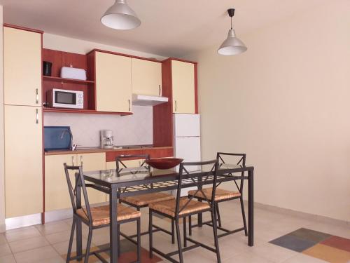 Aparthotel El Cerrito - image 11