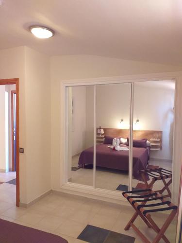 Aparthotel El Cerrito - image 7