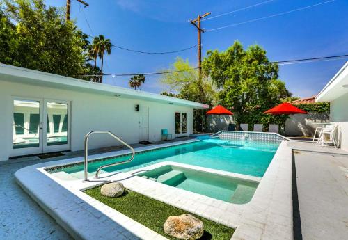 Palm Springs Pool Home Permit# 1063 in Palm Springs, USA