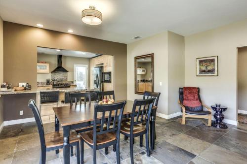 Seville Corner Downtown Condo - image 2