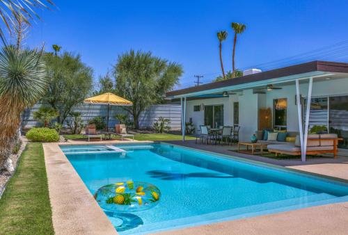 The Lucky Palm Permit# 1087 in Palm Springs, USA