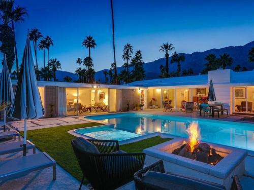 The Arrow of Twin Palms - Midcentury Alexander Permit# 3505 in Palm Springs, USA