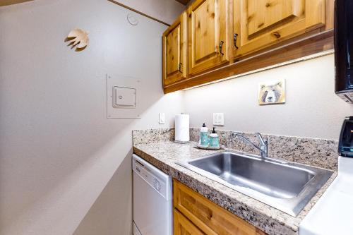Wildwood Cottage - image 3