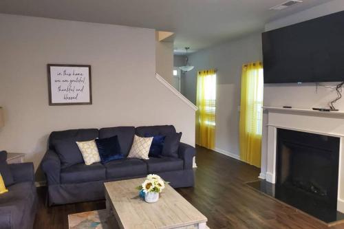New Luxury Home near Downtown ATL Airport