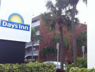 Days Inn by Wyndham Fort Lauderdale Airport Cruise Port