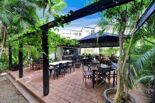 Restaurante, Golden Sands Beachfront Resort in Alrededores Yorkeys Knob
