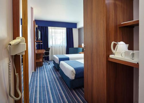 Holiday Inn Express Lisbon Alfragide an IHG Hotel - image 11