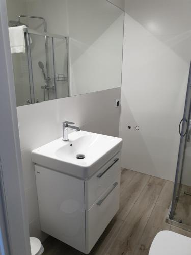 Apartment 17/36 image 6