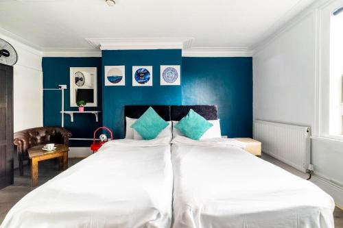 Venture Hostel - image 7