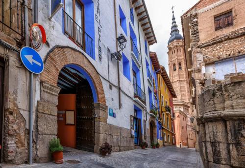 FONDUQ hotel HOSPEDERIA EL PILAR, Calatayud bei Villafeliche