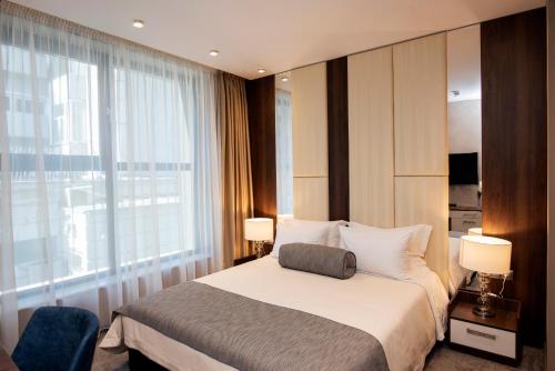 Hotel Business Club - image 11