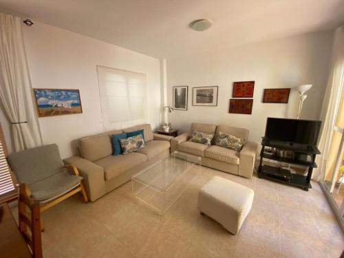 Bonito adosado 3hab; 2bañ; jardín; piscina en Urbanización Tartessos Costa Ballena-Cádiz gîte à louer Costa Ballena