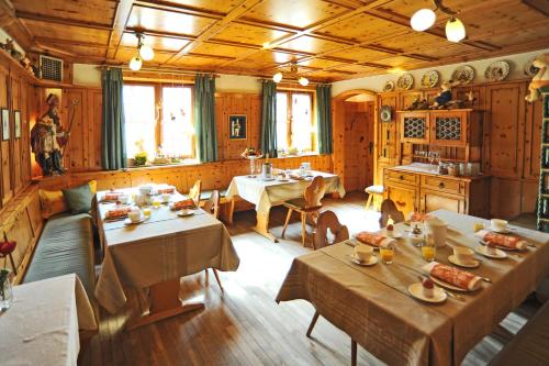 Gasthaus Zur Krone in 格羅斯伊巴赫