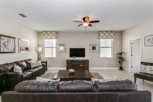 Imagine You and Your Family Renting this 5 Star Villa on Champions Gate Resort Orlando Villa 3611 - image 5