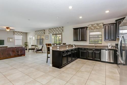 Imagine You and Your Family Renting this 5 Star Villa on Champions Gate Resort Orlando Villa 3611 - image 8