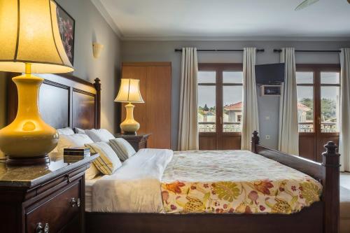 Balhambra Suites - Adults Only - image 10