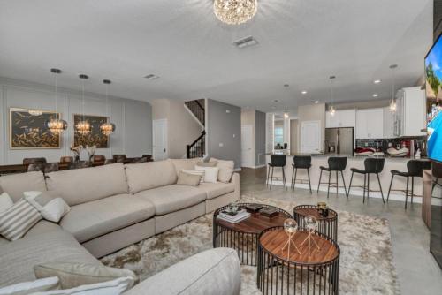 The Ultimate Guide to Renting Your Luxury 9 Bedroom Villa on Champions Gate Resort Orlando Villa 3718 - image 6