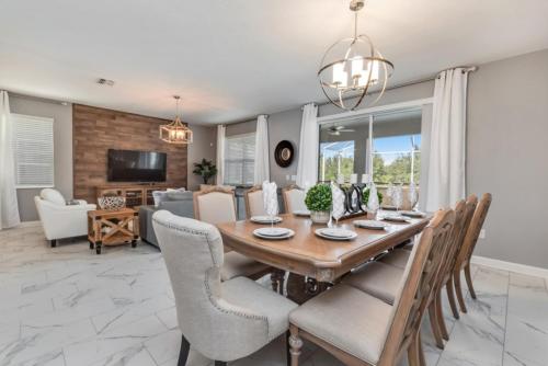 You have Found the Ultimate 8 Bedroom Villa on Champions Gate Resort Orlando Villa 3711 - image 6