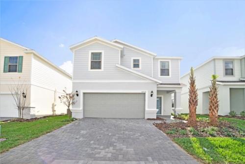 Rent Your Dream Holiday Villa on One of Orlando's most Exclusive ResortsWindsor at Westside Resort Orlando Villa 3731