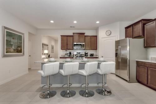 You have Found the Perfect 6 Bedroom Villa on Solterra Resort Orlando Villa 3689 - main image