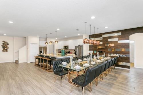 You have Found the Ultimate 14 Bedroom Villa on Solterra Resort Orlando Villa 3686 - image 7