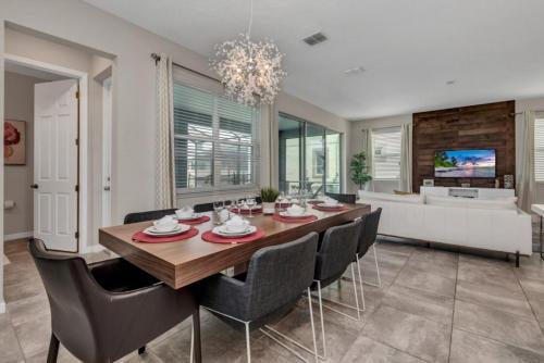 At Last You can Rent the Perfect Luxury Villa on Solara Resort minutes from Disney World Orlando Villa 3733 - image 6