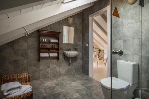 Balhambra Suites - Adults Only - image 5