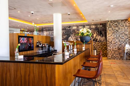Bastion Hotel Tilburg - image 9