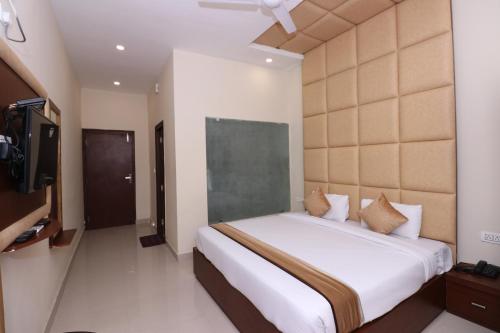 HOTEL DEV GANGA - image 5